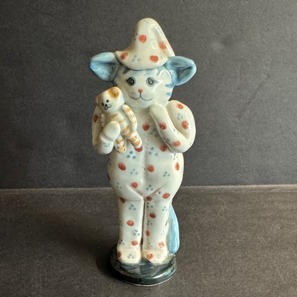 Vtg.Handmade pottery Adorable cat in pajamas with teddy bear.Very well made.